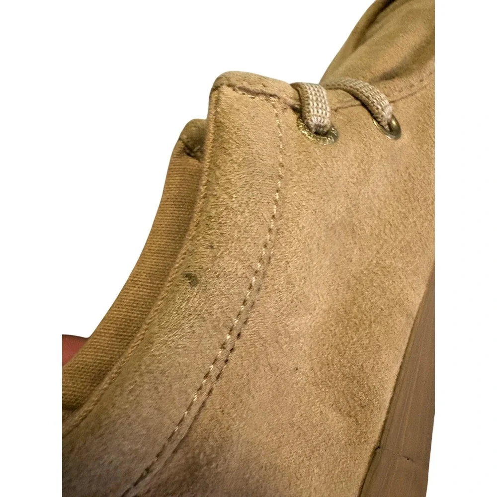 Old Navy Boys Tan Faux Suede Moc Toe Chukka Boots Size 12 Mid Top Sneaker Shoes